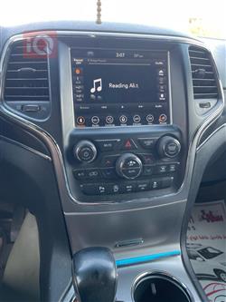 جیپ گراند شیرۆکی